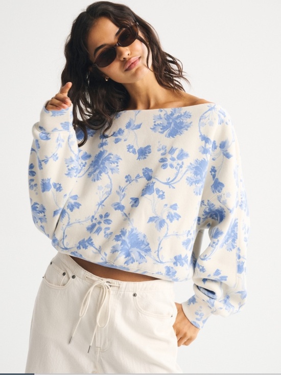 Abercrombie & Fitch Sweaters - Abercrombie & Fitch Soft A&F Sunday Slash Sweater Off-Shoulder Vintage Floral S